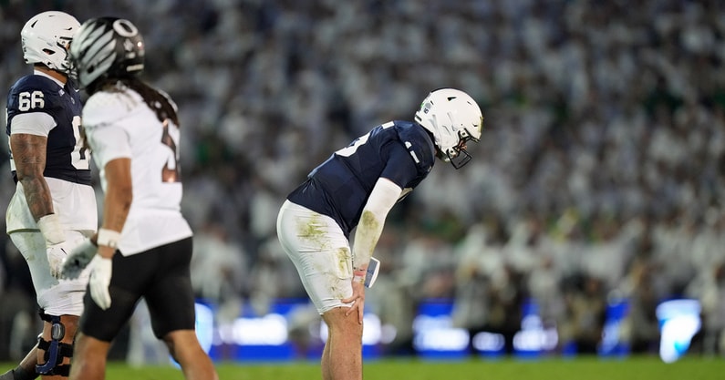 NCAA Football: Oregon at Penn State
