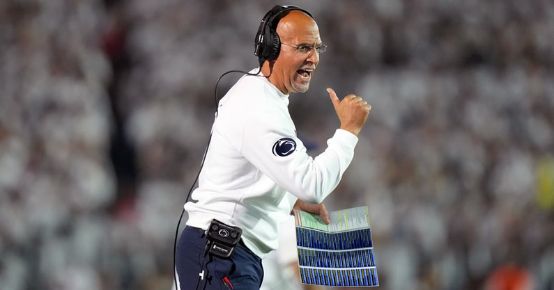 NCAA Football: Oregon at Penn State