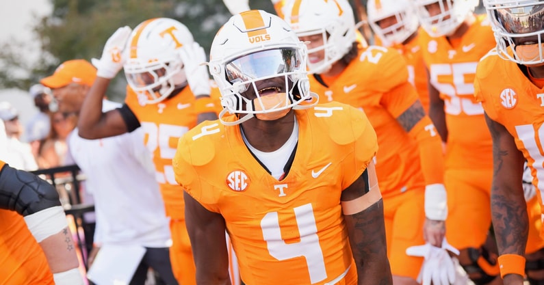 Brianna Paciorka/News Sentinel / USA TODAY NETWORK via Imagn Images | Tennessee wide receiver Mike Matthews (4) cheers before a college football game between Tennessee and Mississippi State at Davis Wade Stadium in Starkville, Miss., on Sept. 27, 2025.