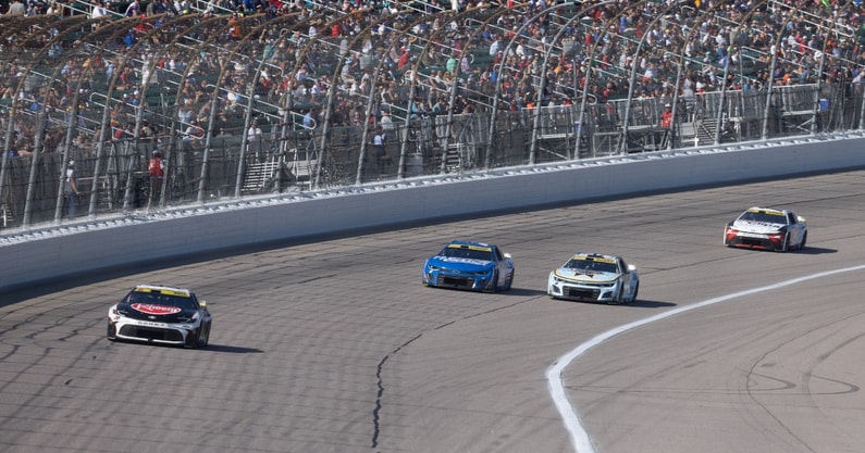 NASCAR Kansas (1)