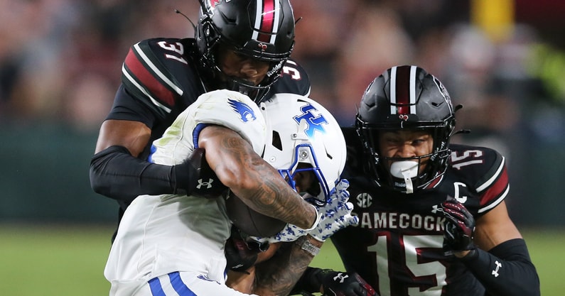 South Carolina football players Peyton Williams and Brandon Cisse vs. Kentucky on Sept. 27, 2025 (C.J. Driggers | GamecockCentral.com)