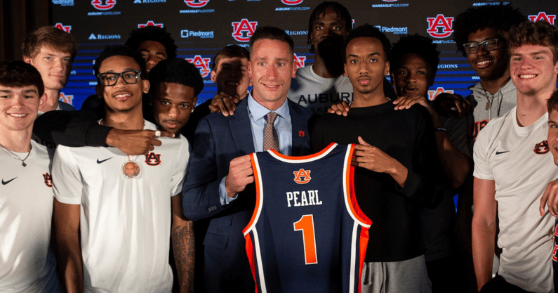 Steven-Pearl-reveals-Tahaad-Pettiford-Keyshawn-Hall-will-remain-with-Auburn-after-coaching-change