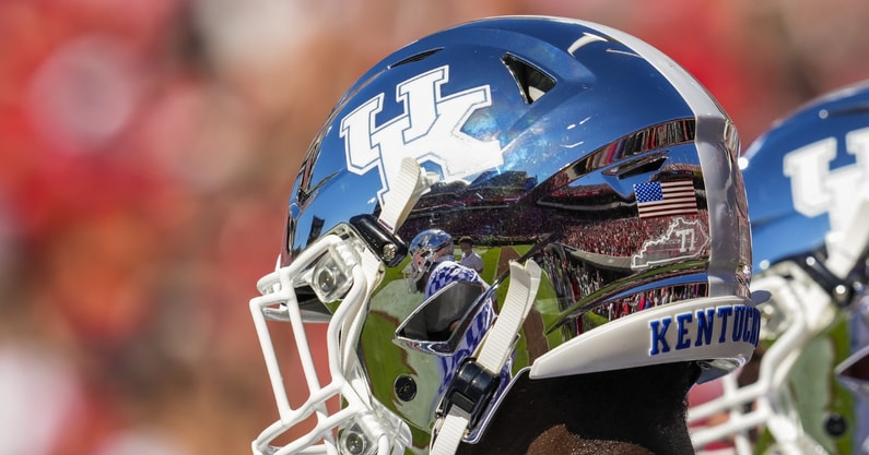 uk-helmet-georgia