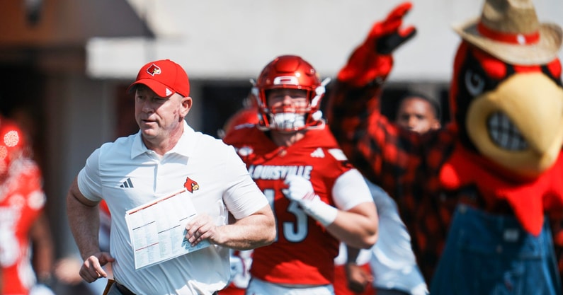 Louisville coach Jeff Brohm