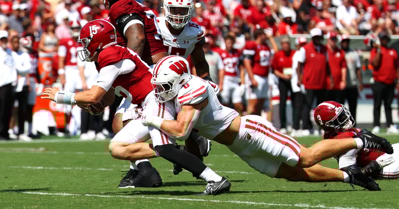 The Hawkeyes are set to face Wisconsin in Madison this weekend. (Photo by David Leong-Imagn Images)