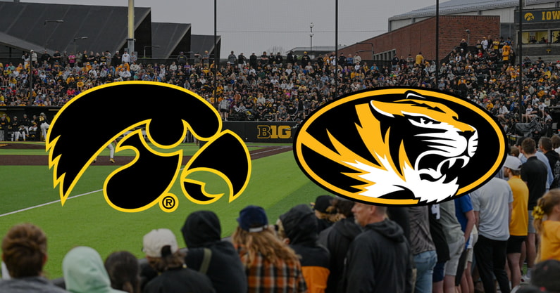 A play-by-play recap of the first in a doubleheader between the Hawkeyes and Tigers.