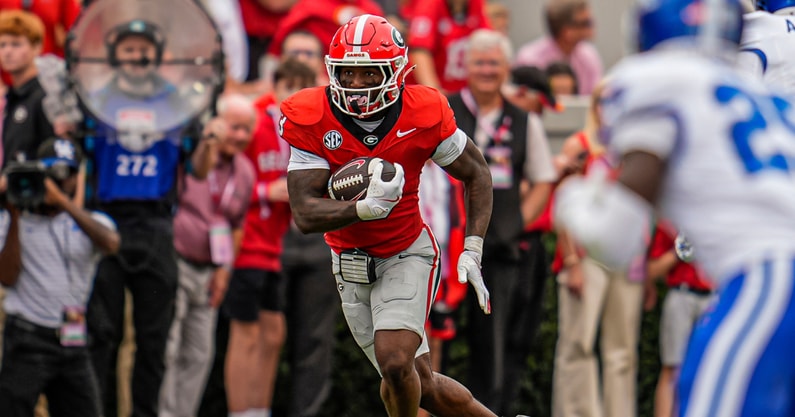 Georgia RB Nate Frazier runs the ball against Kentucky, via Dale Zanine-Imagn Images