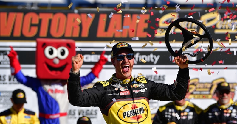Logano, Las Vegas