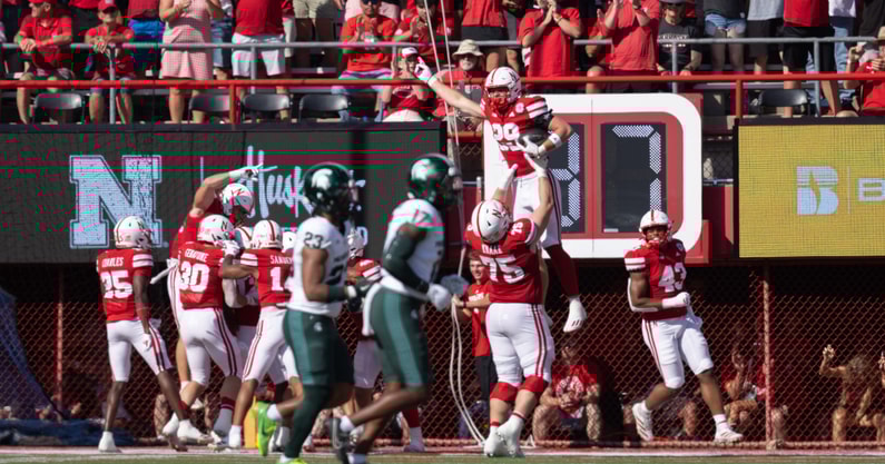Nebraska football TE Carter Nelson vs. Michigan State