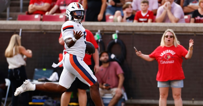 UVa LB Kam Robinson