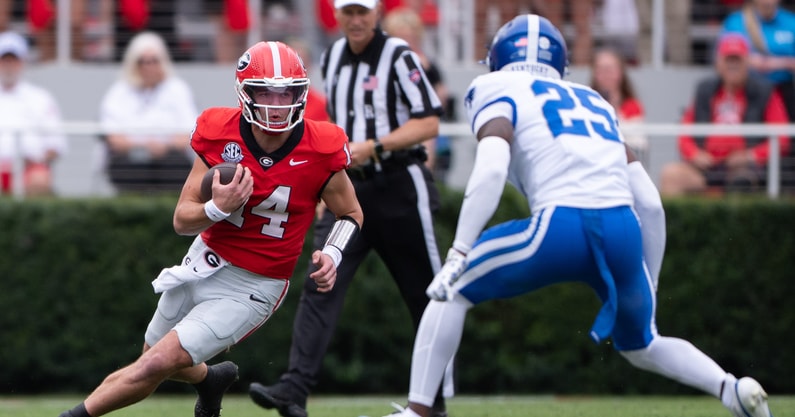 Gunner Stockton runs vs. Kentucky