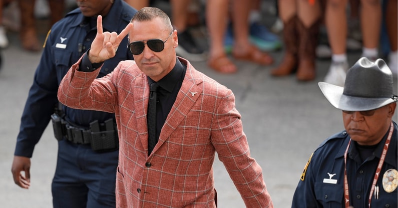 Steve Sarkisian, Texas
