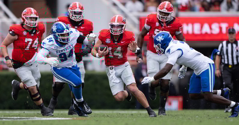 Gunner Stockton runs against Kentucky