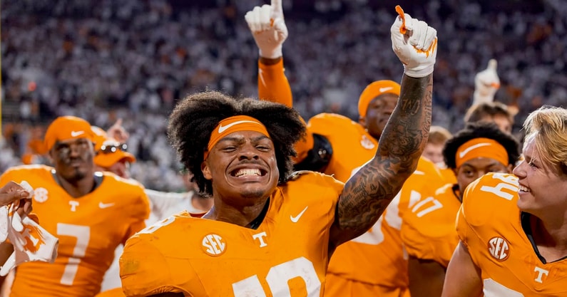 STARKVILLE, MS - September 27, 2025 - Running back DeSean Bishop #18 of the Tennessee Volunteers after the game between the Mississippi State Bulldogs and the Tennessee Volunteers at Davis Wade Stadium in Starkville, MS. Photo By Andrew Ferguson/Tennessee Athletics