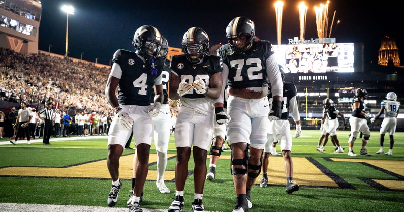 Syndication: The Tennessean
