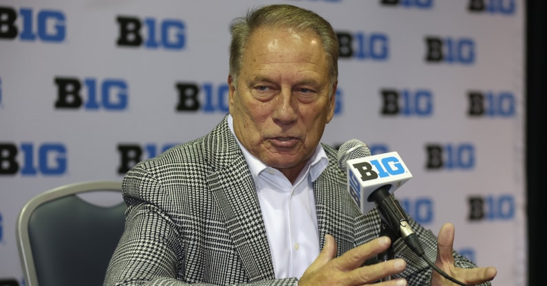 Michigan State head coach Tom Izzo speaks during Big Ten Mens Basketball Media Days at the Donald E. Stephens Convention Center. - Talia Sprague, USA TODAY Sports