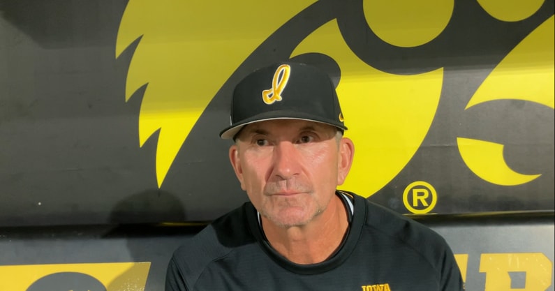 Rick Heller recaps the Hawkeyes win over Heartland CC. (Photo by Kyle Huesmann)
