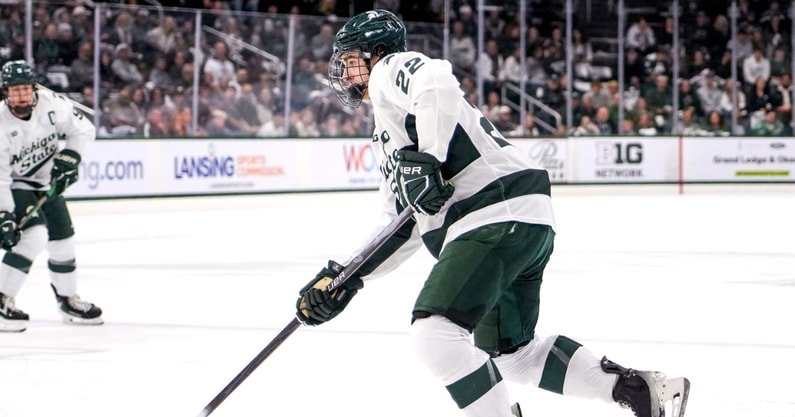 Michigan State's Patrick Geary moves the puck against New Hampshire during the first period on Thursday, Oct. 9, 2025, at Munn Ice Arena in East Lansing. - Nick King, USA TODAY Sports