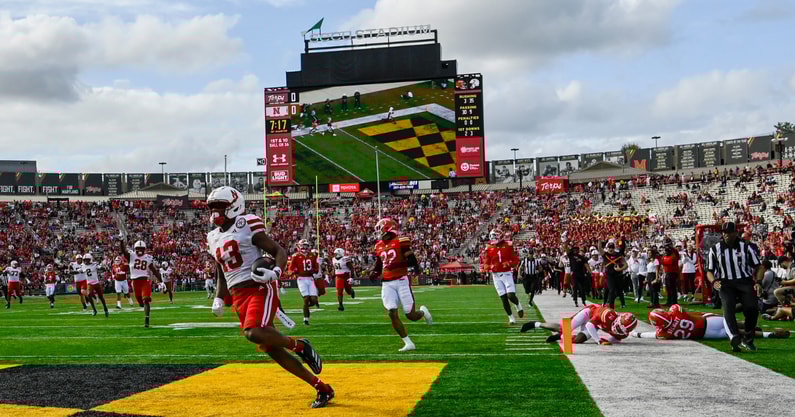 Nebraska football WR Nyziah Hunter scores one of his two TDs in a 34-31 win over Maryland