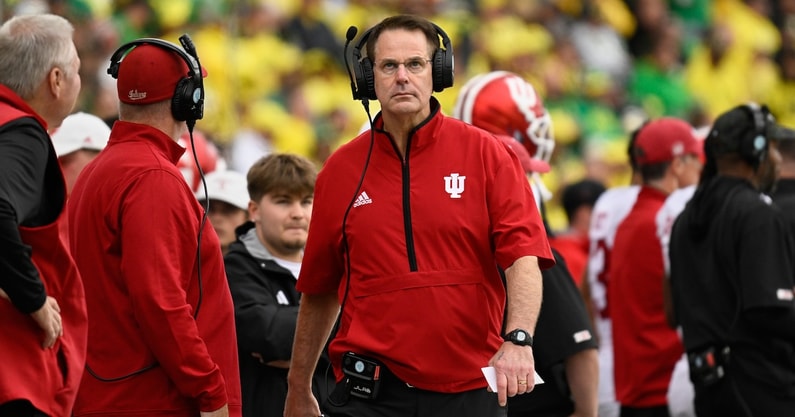 NCAA Football: Indiana at Oregon