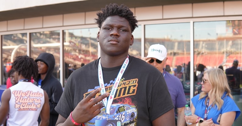 smu-impresses-recruits-with-direction-of-program-resounding-win-over-stanford