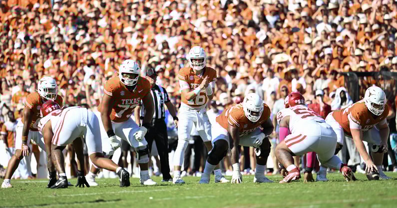 ut_vs_ou-1141_offense