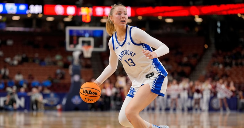 clara-strack-named-to-preseason-all-sec-second-team