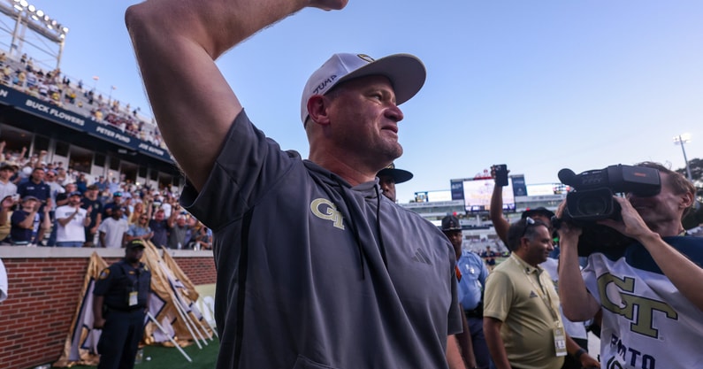 NCAA Football: Virginia Tech at Georgia Tech