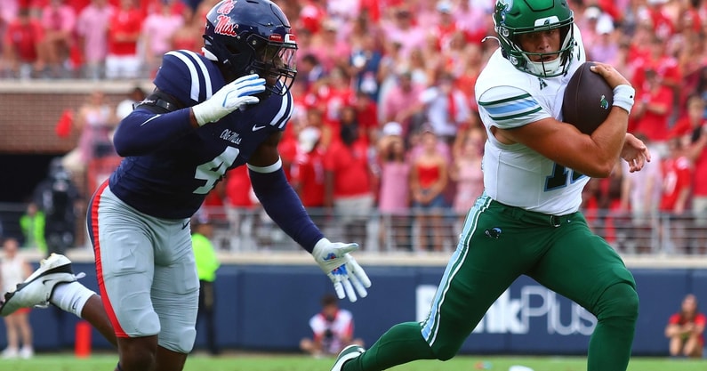 Tulane Green Wave quarterback Jake Retzlaff (12) against Ole Miss A..jpg