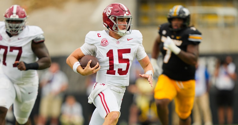Alabama QB Ty Simpson