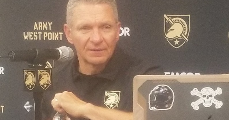 Monken behind the mic A