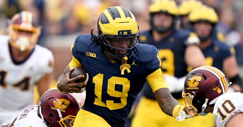 Michigan Wolverines football quarterback Bryce Underwood. (Photo by Lon Horwedel / TheWolverine.com)