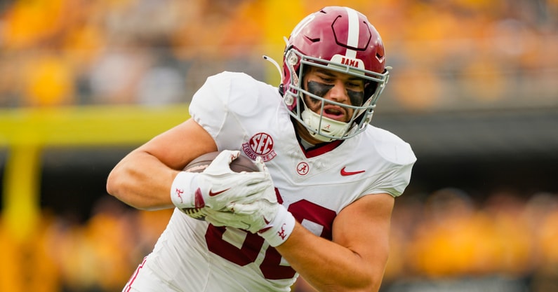 Alabama TE Josh Cuevas