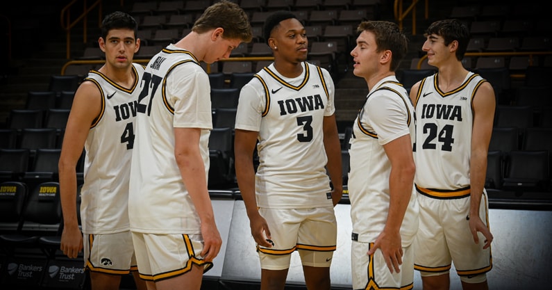 Iowa Basketball(2)