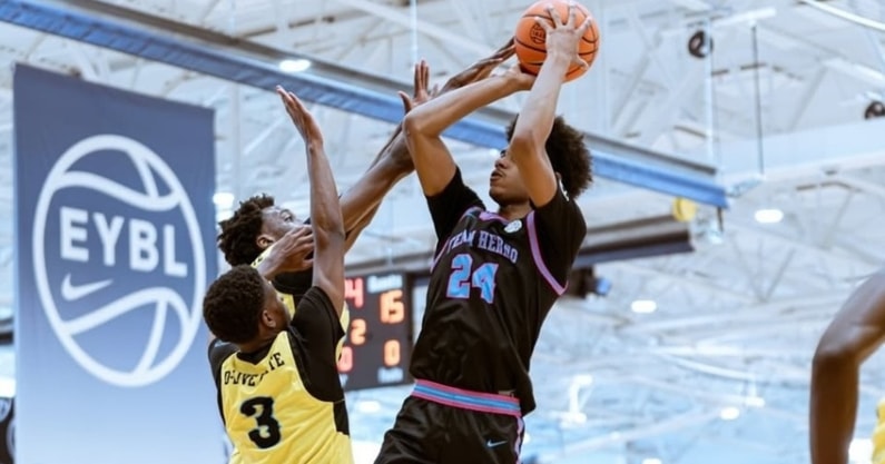 Milwaukee King 2027 wing Deuce McDuffie (Courtesy of Team Herro/ShotsbyMel).