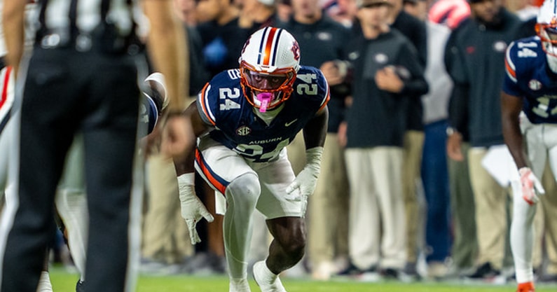 Auburn vs Georgia 10-11-25-180-M