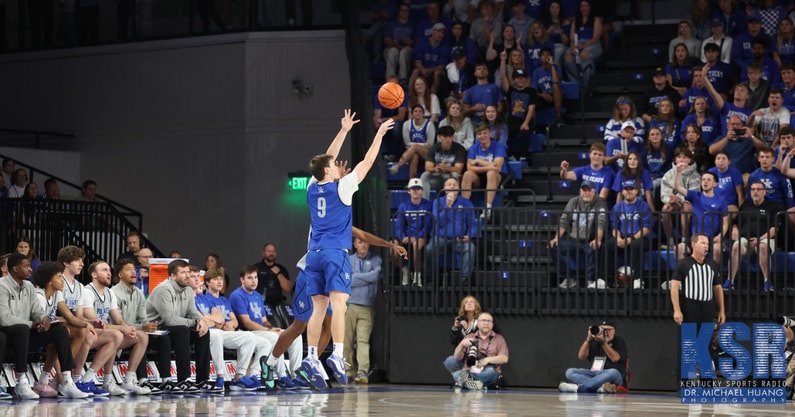 Trent Noah shoots a three-pointer during the Blue-White Game - Dr. Michael Huang, Kentucky Sports Radio