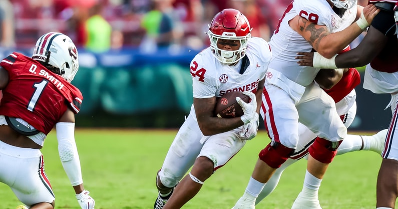 OU running back Xavier Robinson