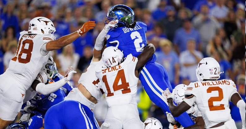 Oct 18, 2025; Lexington, Kentucky, USA; Kentucky Wildcats running back Dante Dowdell (2) attempts to score a touchdown but comes up short in overtime against the Texas Longhorns at Kroger Field. Mandatory Credit: Jordan Prather-Imagn Images