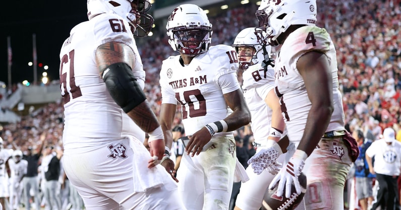 NCAA Football: Texas A&amp;M at Arkansas