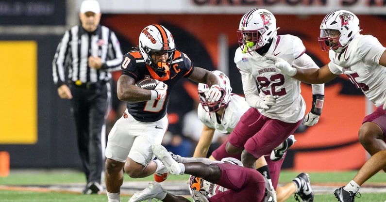 NCAA Football: Lafayette at Oregon State