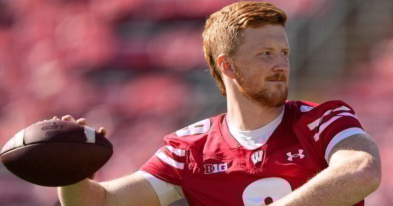 Wisconsin QB Billy Edwards Jr.