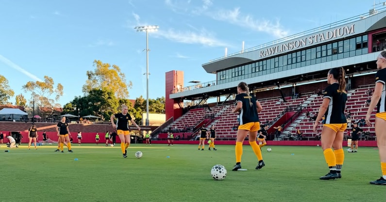 The Hawkeyes played to a draw with USC on Sunday night. (Photo by UI Athletics)