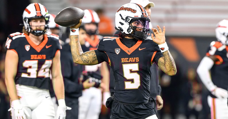 NCAA Football: Lafayette at Oregon State