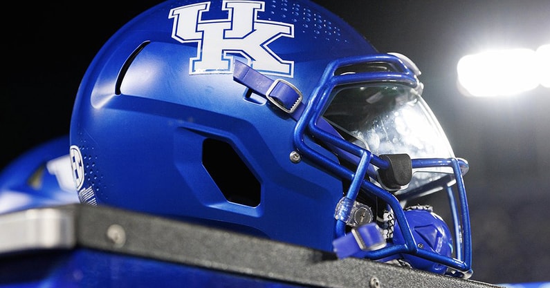 1- UK Football Helmet bcWOw_We