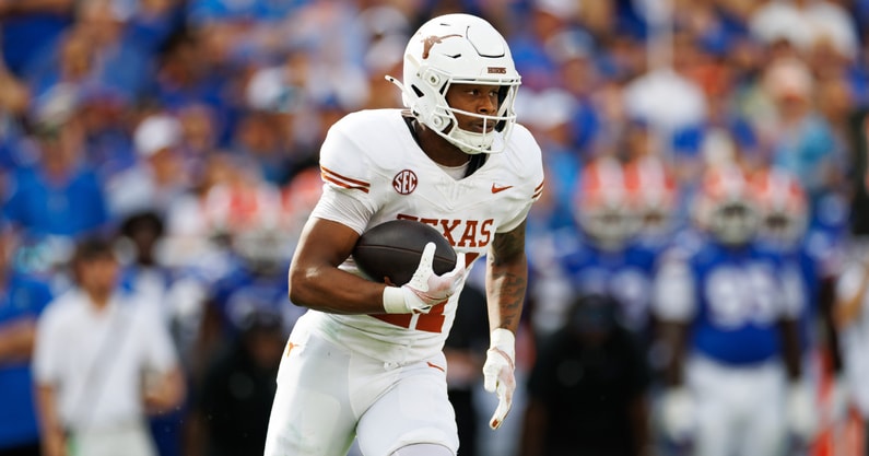 Texas star punt returner Ryan Niblett had 88 yards on two returns against Kentucky, via Matt Pendleton-Imagn Images