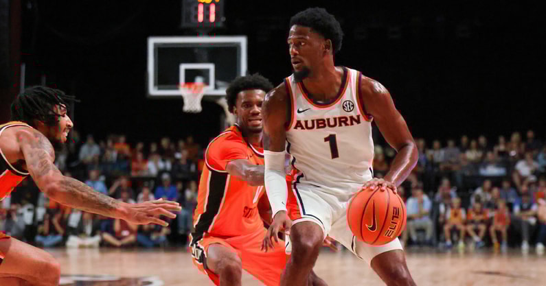 Kevin Overton (Photo by Auburn Athletics)