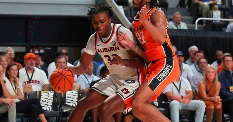 Sebastian Williams-Adams (Photo by Auburn Athletics)