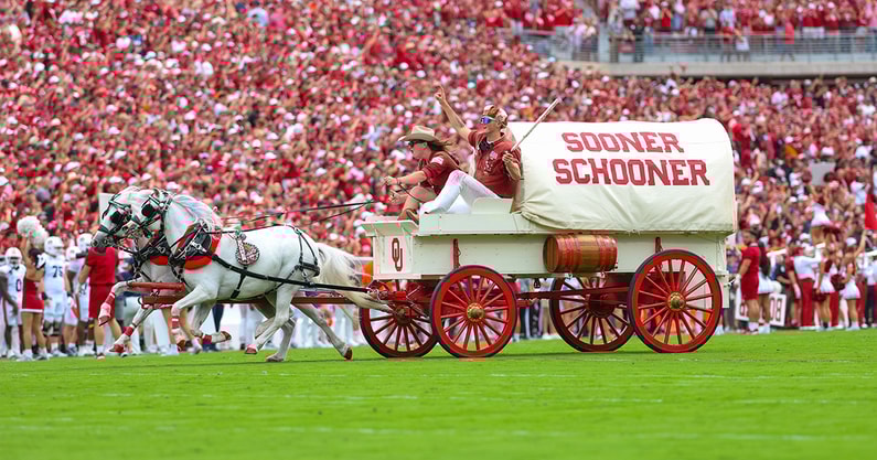 NCAA Football: Auburn at Oklahoma