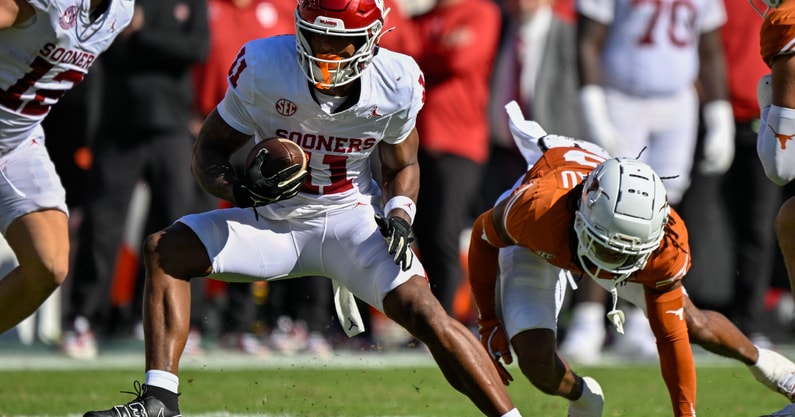 NCAA Football: Oklahoma at Texas